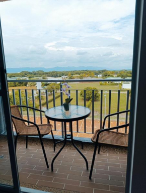 Apartamento en Ricaurte con piscina a 10 minutos de Melgar y Girardot, canchas juegos y más